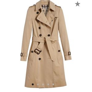 Authentic Burberry Chelsea heritage trench coat